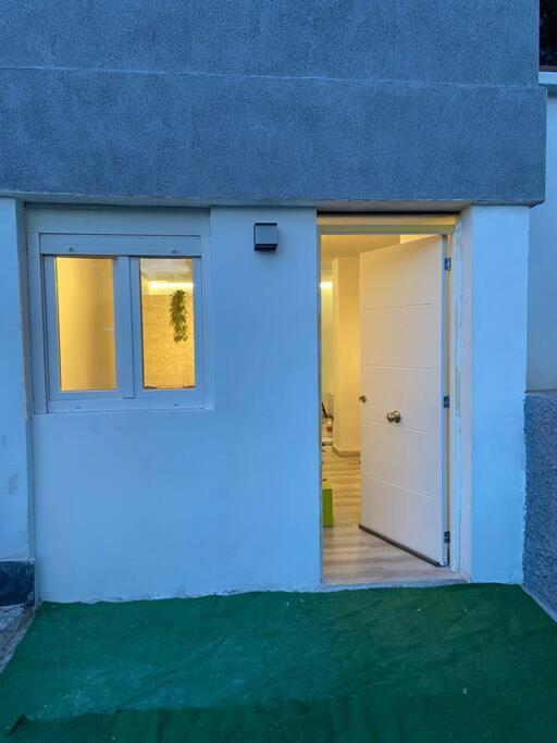 Loft, Muy Cerca De Playa Y Castillo Tamarit Tarragona Exterior foto